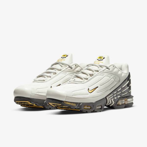 Nike Air Max Plus 3 Miesten Tennarit Vaaleanbeige Mustat Hopea Kultaiset | NK795RMA