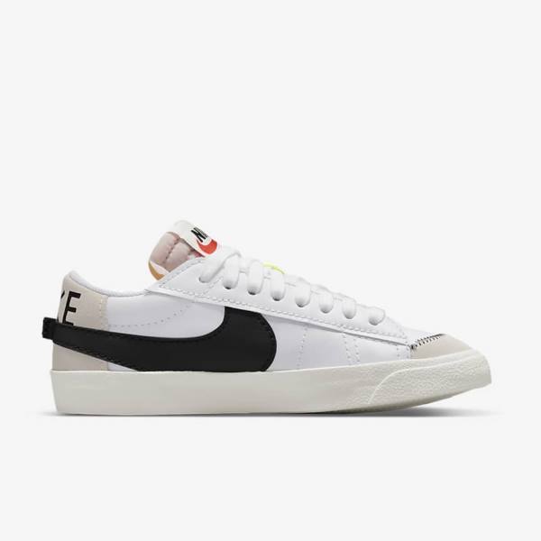 Nike Blazer Low 77 Jumbo Miesten Tennarit Valkoinen Mustat | NK493MAI