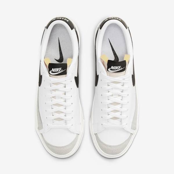 Nike Blazer Low 77 Naisten Tennarit Valkoinen Mustat | NK461JUZ