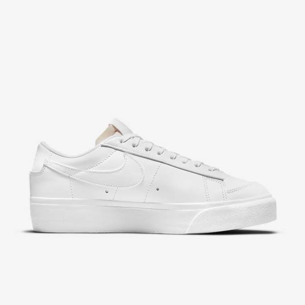 Nike Blazer Low Platform Naisten Tennarit Valkoinen | NK679ZUS