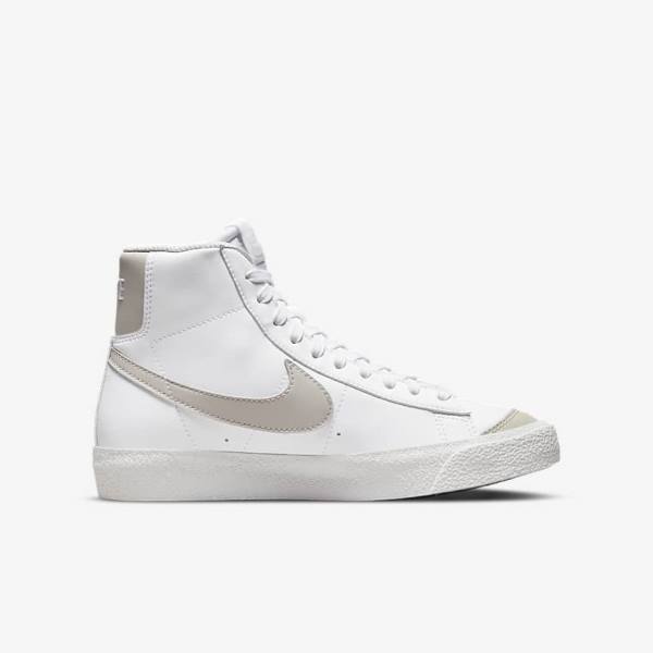 Nike Blazer Mid 77 SE Older Lasten Koripallokengät Valkoinen Vaaleanbeige | NK657IEW