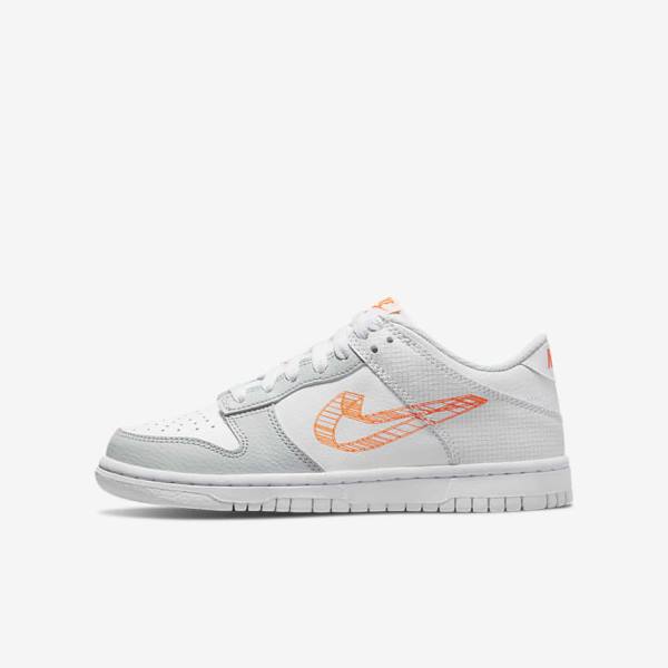 Nike Dunk Low SE Older Lasten Tennarit Valkoinen Platina Oranssi | NK032JSL