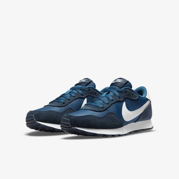 Nike MD Valiant Older Lasten Tennarit Laivastonsininen Valkoinen | NK916CXN