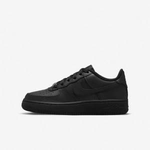 Nike Air Force 1 LE Older Lasten Tennarit Mustat | NK598WEK